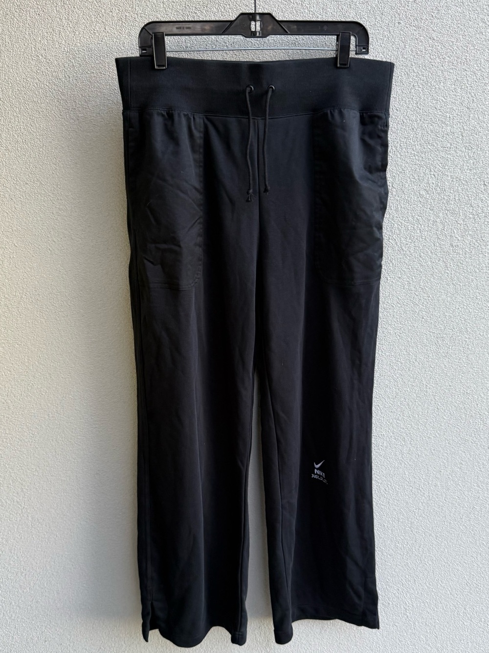 NWT Nike Women's Black High Rise Wide Leg Sweatpants pants